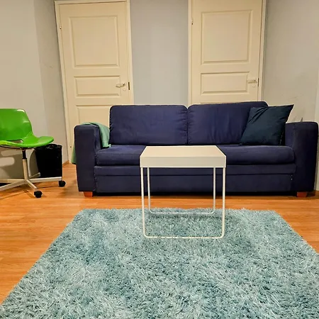 Homestay Tilava Ja Tunnelmallinen 26m2 Huone Max Kuudelle Hengelle Kerava
